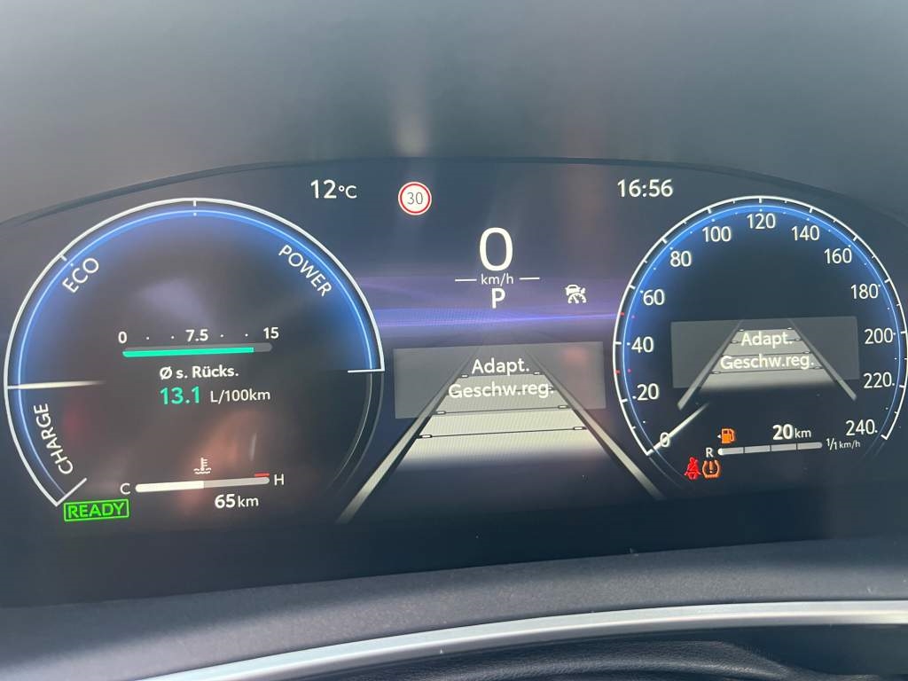 Foto 1 - Corolla Touring Sports 2,0 l Hybrid TS, Teamplayer, black mica / ink (schwarz)