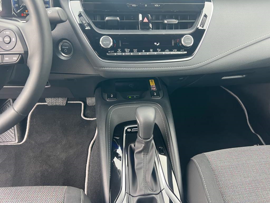 Foto 1 - Corolla Touring Sports 2,0 l Hybrid TS, Teamplayer, black mica / ink (schwarz)