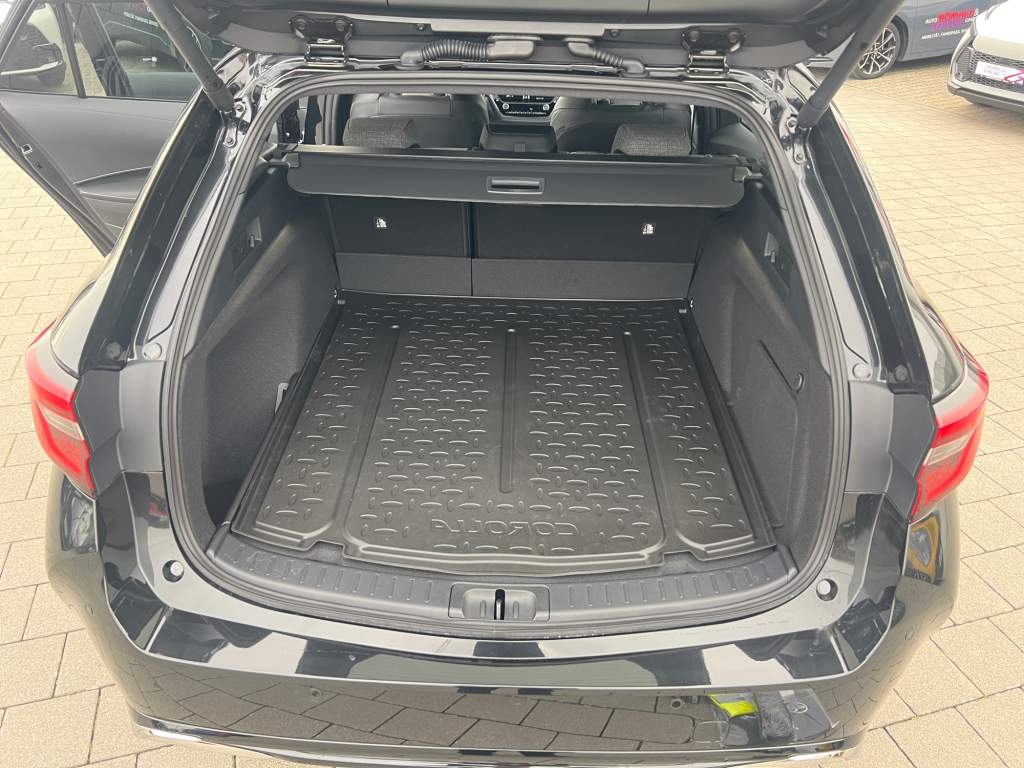 Foto 1 - Corolla Touring Sports 2,0 l Hybrid TS, Teamplayer, black mica / ink (schwarz)