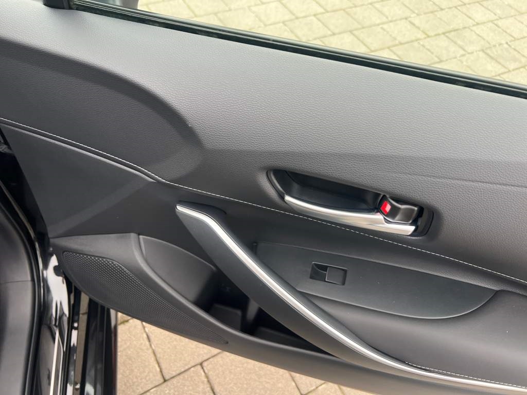 Foto 1 - Corolla Touring Sports 2,0 l Hybrid TS, Teamplayer, black mica / ink (schwarz)